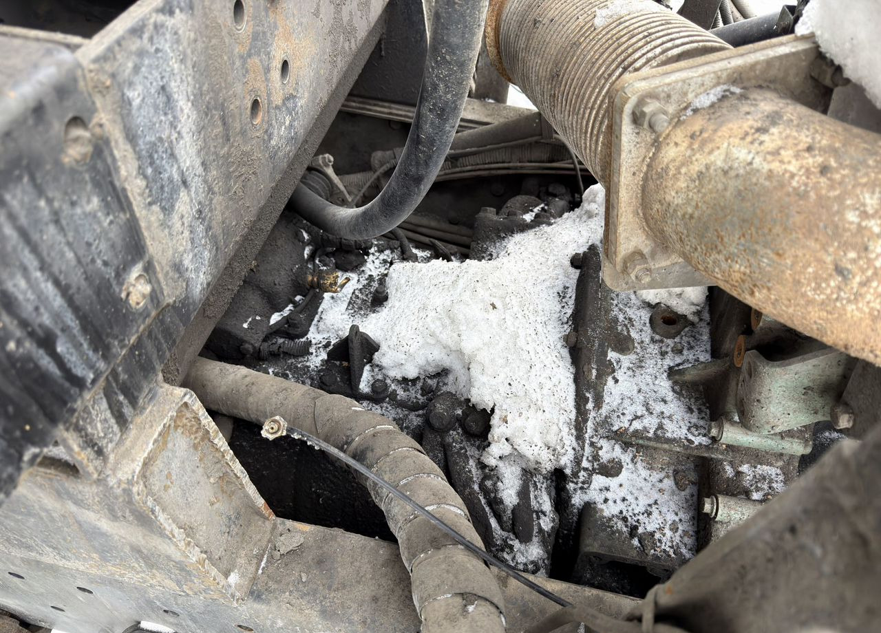 Самосвал FAW J6: фото 29