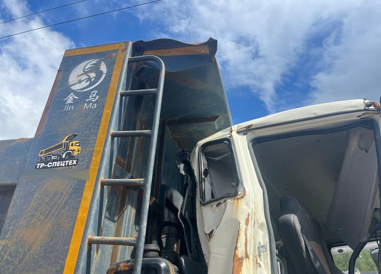 Самосвал FAW J6: фото 10 Самосвал FAW J6: фото 10