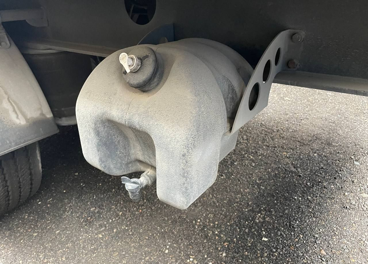 Самосвальный полуприцеп FOX Trailer Зерновоз 3+1: фото 9