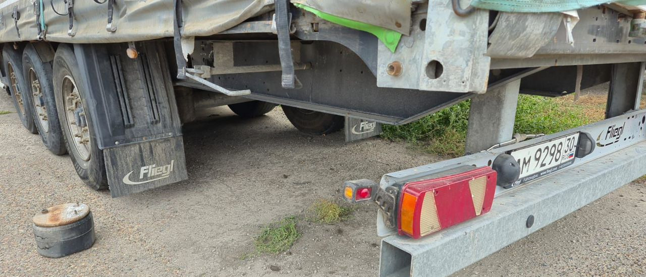 Тентованный полуприцеп Fliegl SDS 350: фото 29