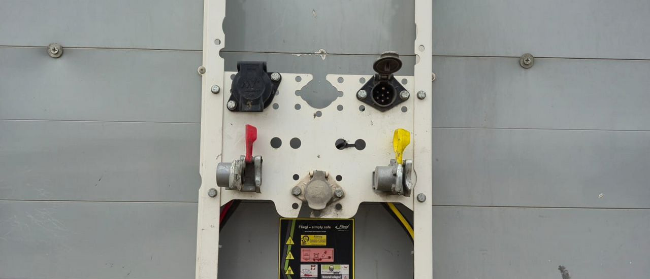 Тентованный полуприцеп Fliegl SDS 350: фото 33