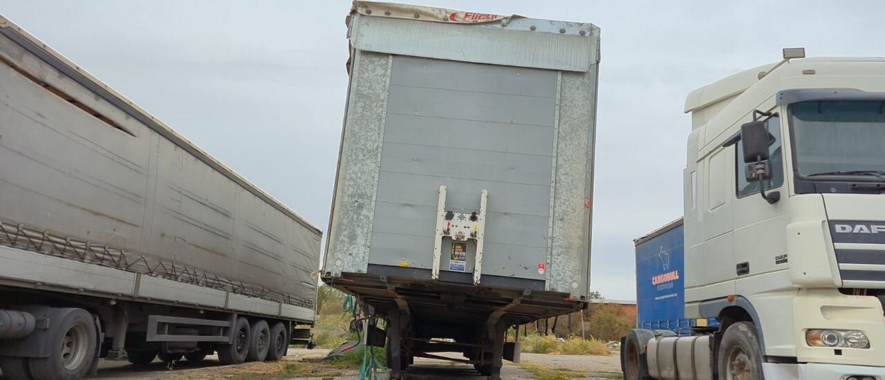 Fliegl SDS 350 - Бортовой полуприцеп/ Платформа: фото 5 Fliegl SDS 350 - Бортовой полуприцеп/ Платформа: фото 5