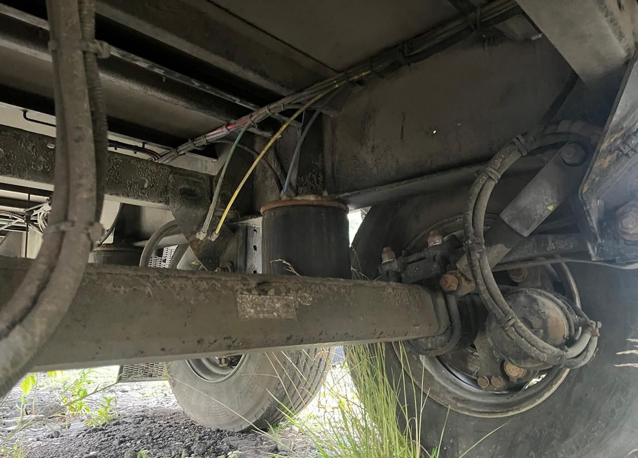 Тентованный полуприцеп Grunwald 9453-0000010-10: фото 36