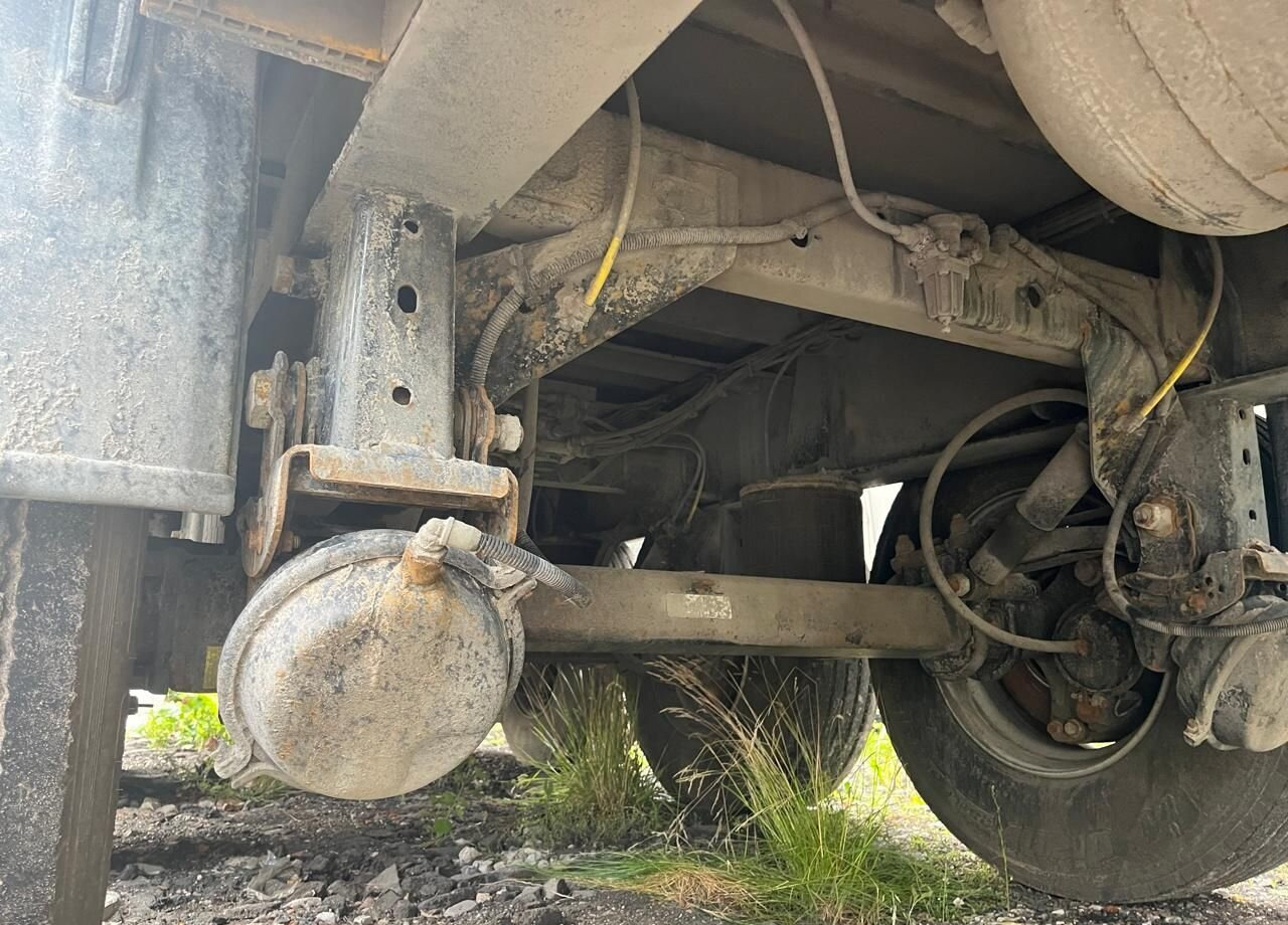 Тентованный полуприцеп Grunwald 9453-0000010-10: фото 27