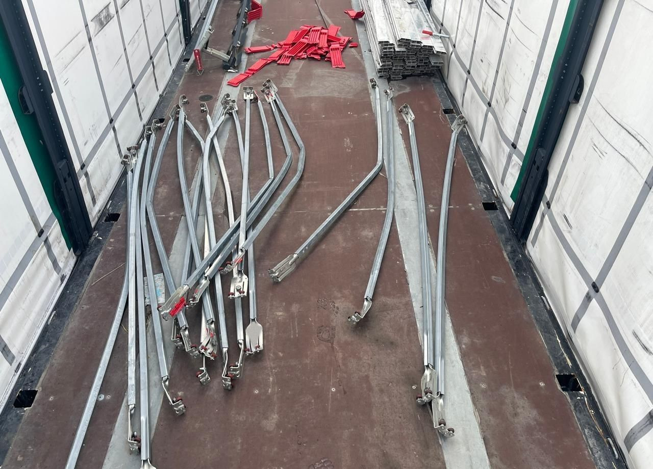 Тентованный полуприцеп Grunwald 9453-0000010-10: фото 30