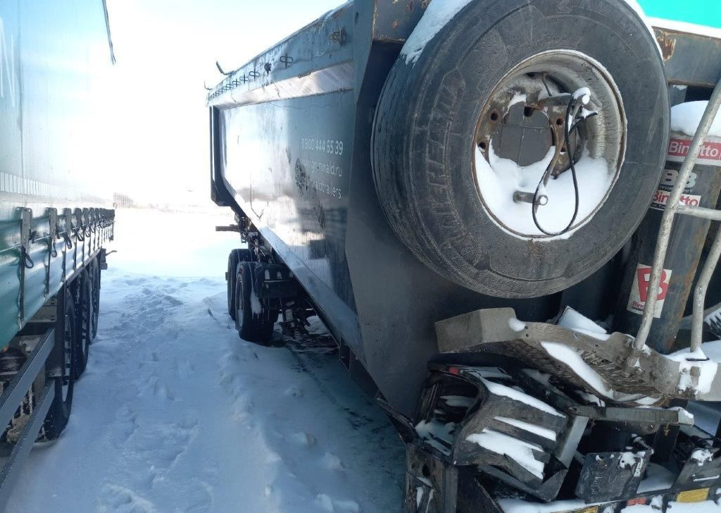 Самосвальный полуприцеп Grunwald 9453-0000010-50: фото 6 Самосвальный полуприцеп Grunwald 9453-0000010-50: фото 6