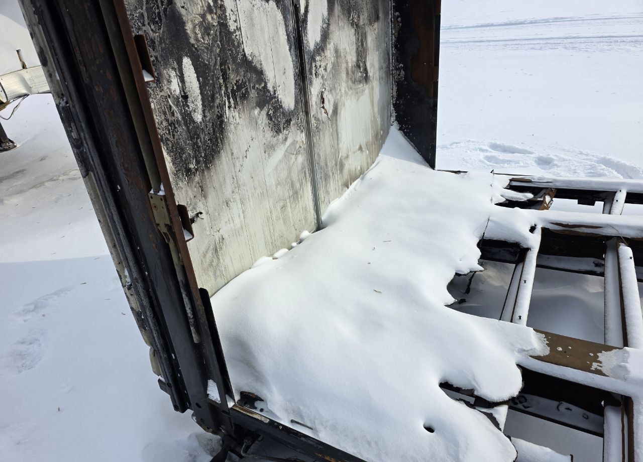 Тентованный полуприцеп Gut Trailer FSA-544T: фото 29