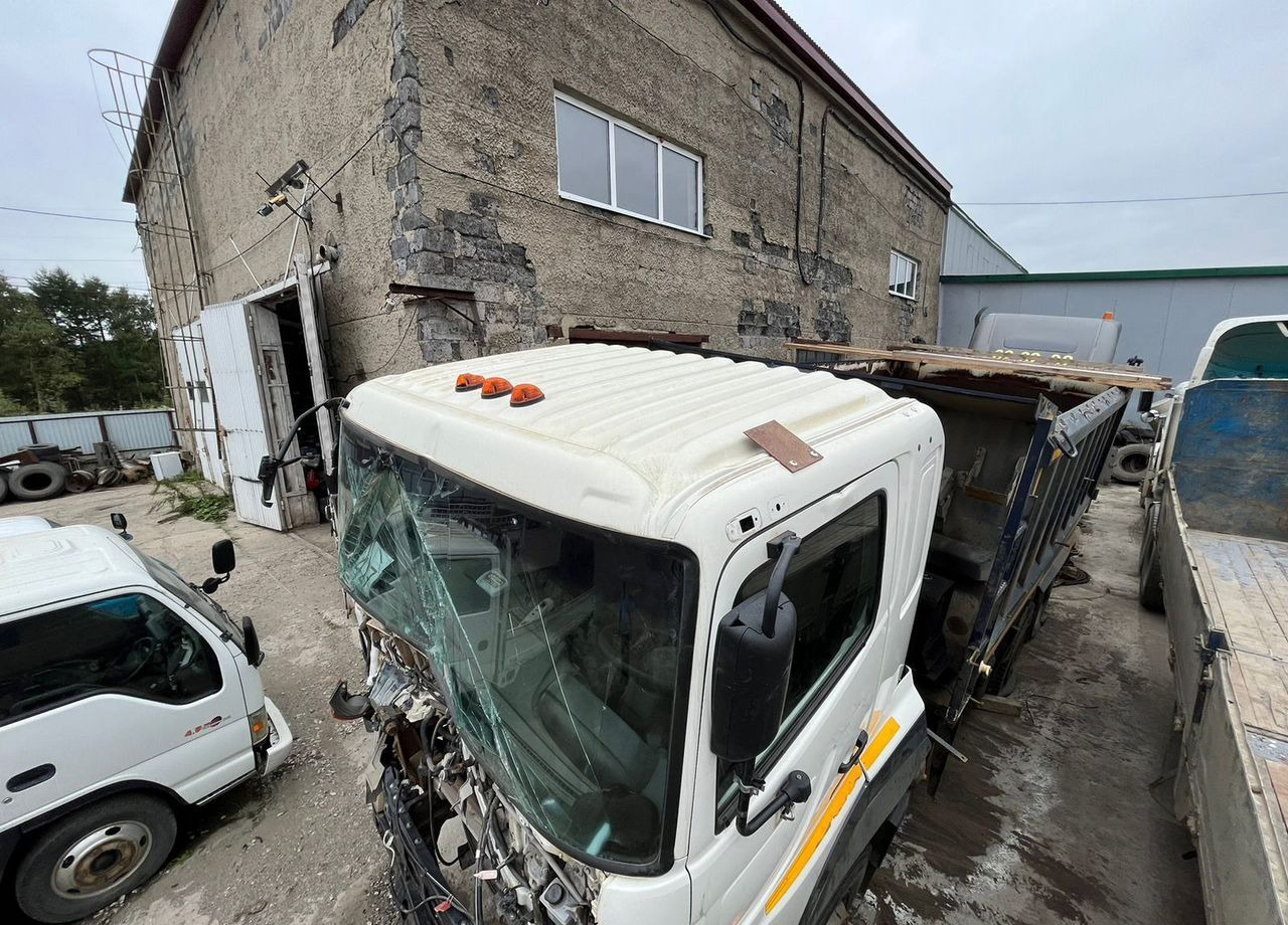 Hino 700 (Profia) - Самосвал: фото 2 Hino 700 (Profia) - Самосвал: фото 2