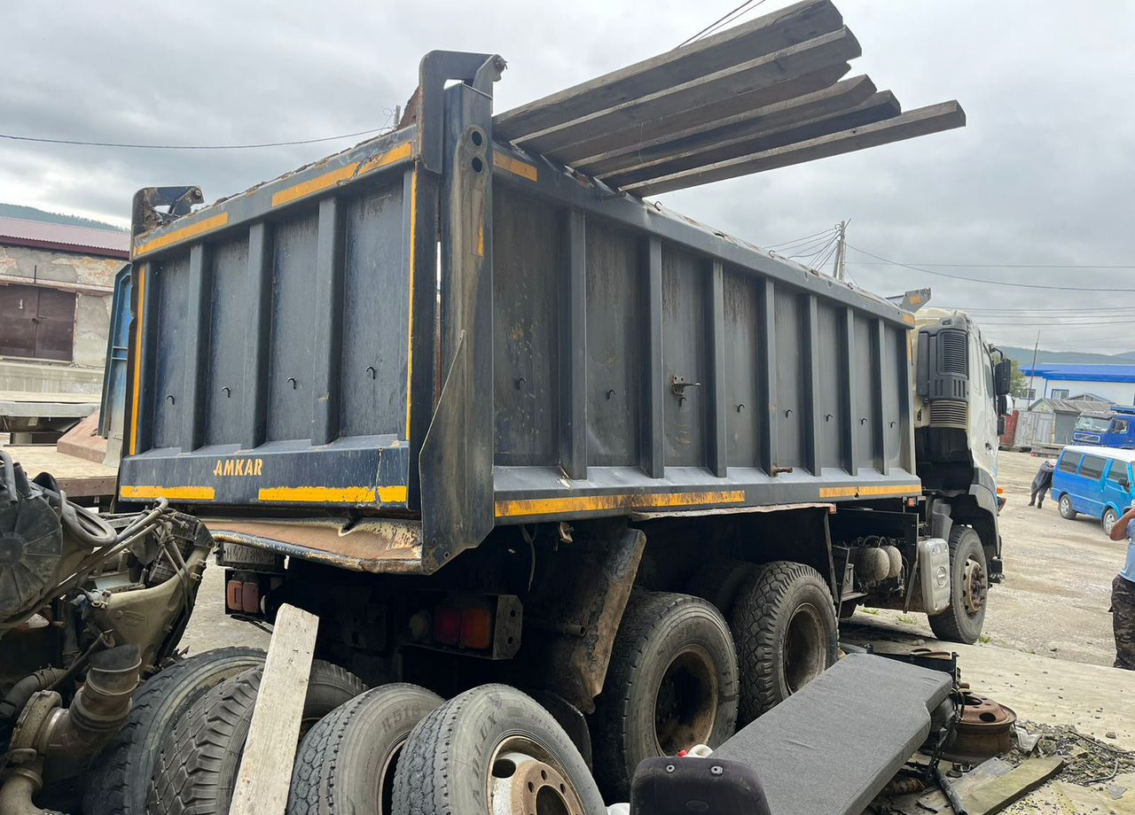 Hino 700 (Profia) - Самосвал: фото 3 Hino 700 (Profia) - Самосвал: фото 3
