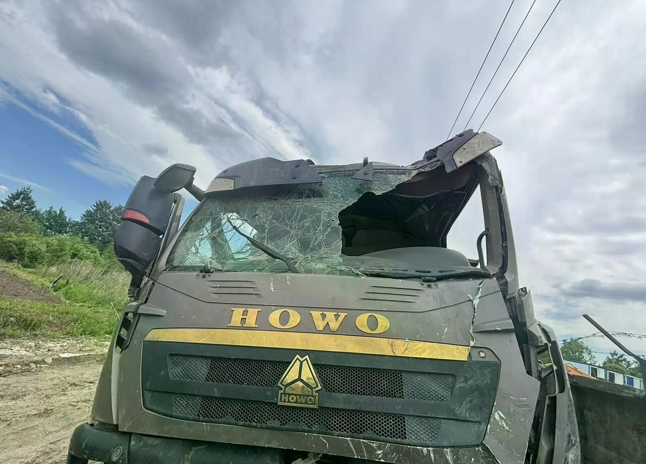 Самосвал Howo T5G 8x4: фото 12