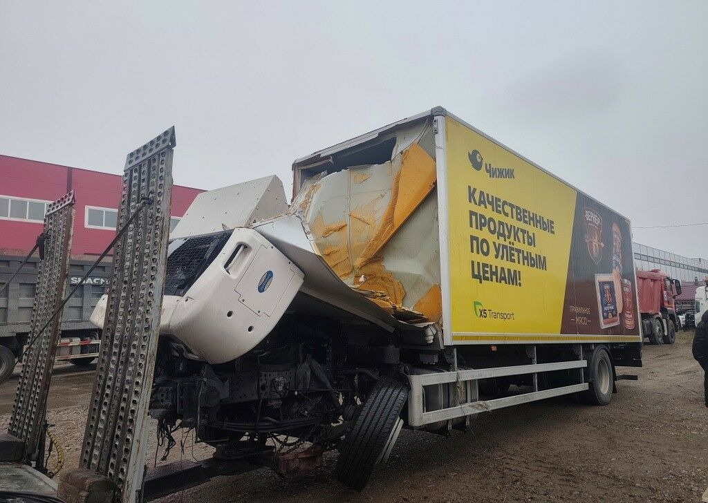 Howo T5G - Рефрижератор: фото 3 Howo T5G - Рефрижератор: фото 3