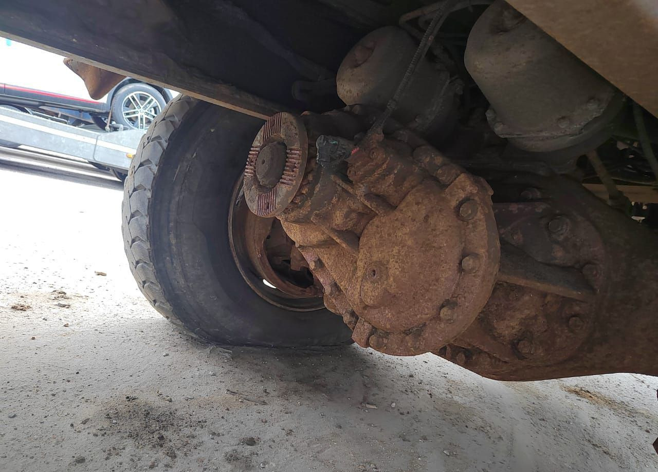 Самосвал Howo ZZ3407S3867E: фото 22