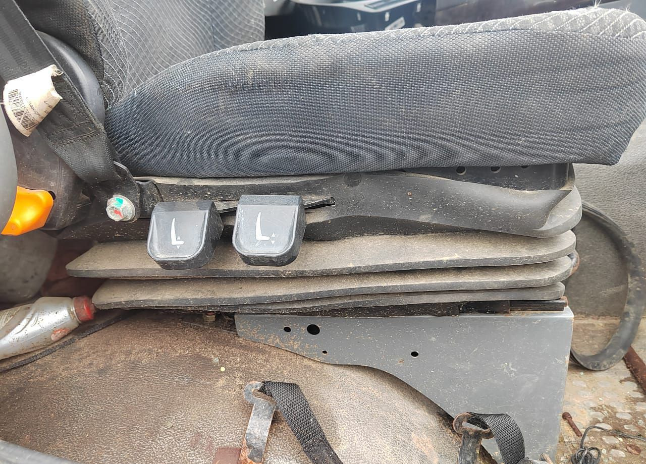 Самосвал Howo ZZ3407S3867E: фото 21