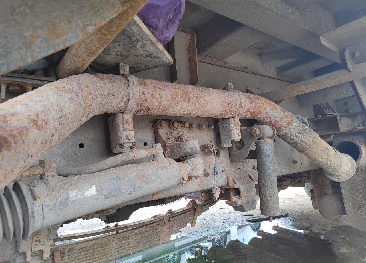 Самосвал Howo ZZ3407S3867E: фото 11