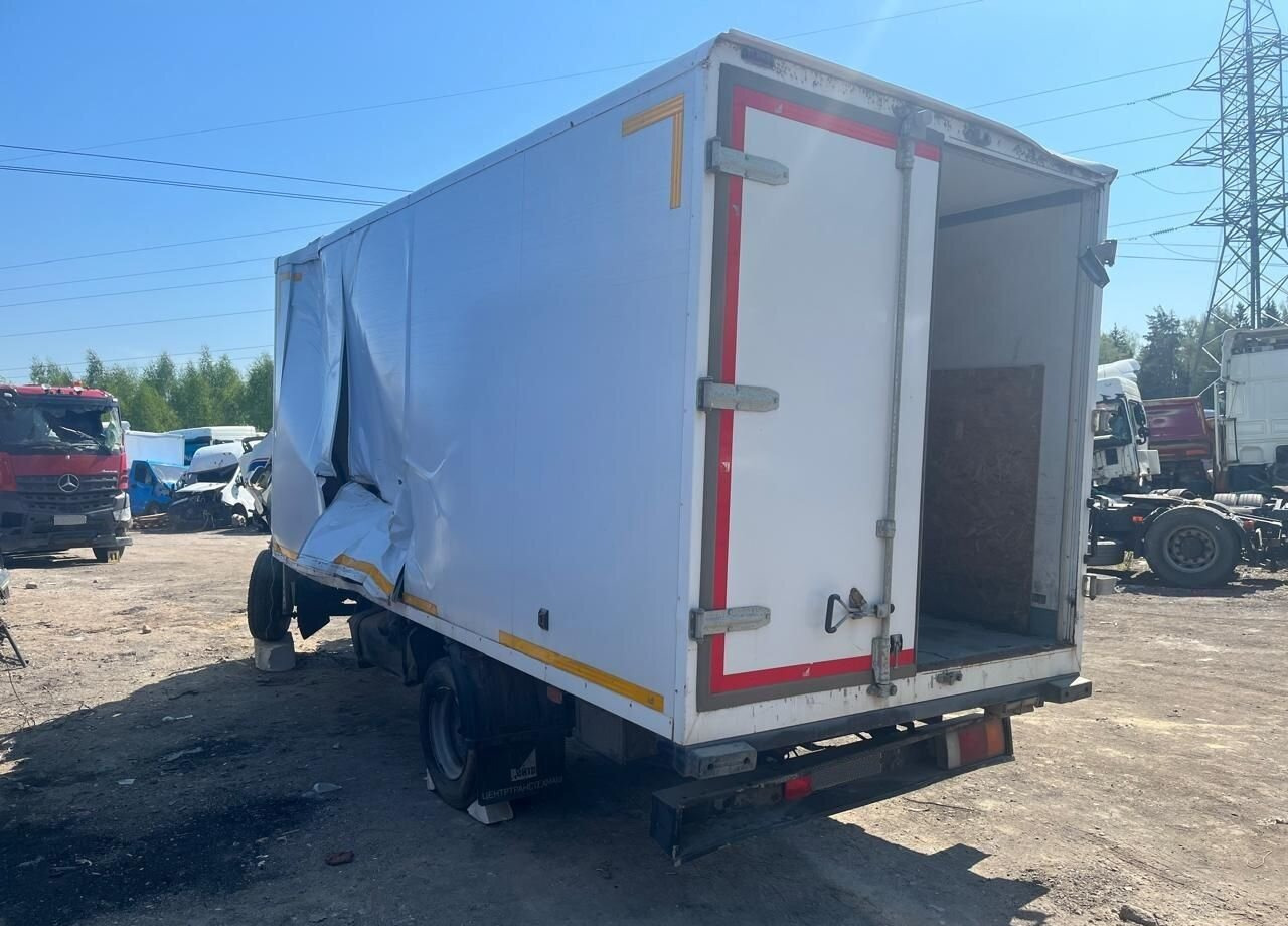 Hyundai HD78 - Изотермический грузовик: фото 4 Hyundai HD78 - Изотермический грузовик: фото 4