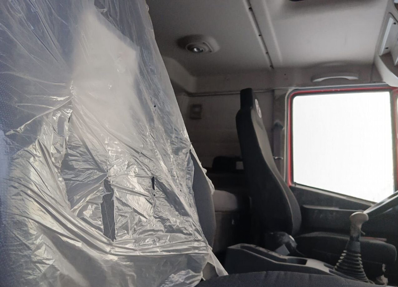 Самосвал IVECO-Hongyan 908 (8x4): фото 37 Самосвал IVECO-Hongyan 908 (8x4): фото 37