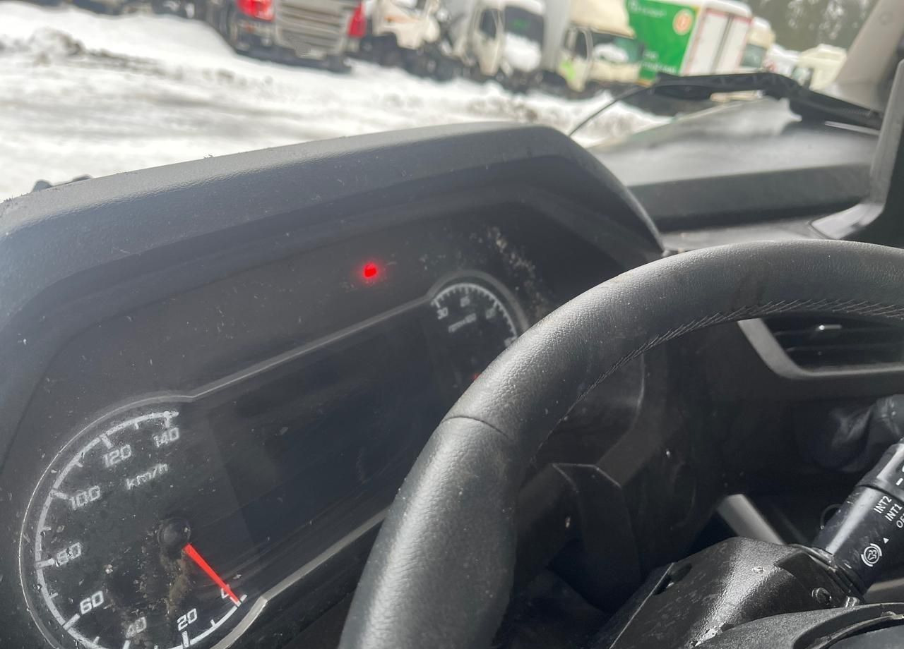 Грузовик-шасси IVECO-Hongyan CQ3346HV39D: фото 20