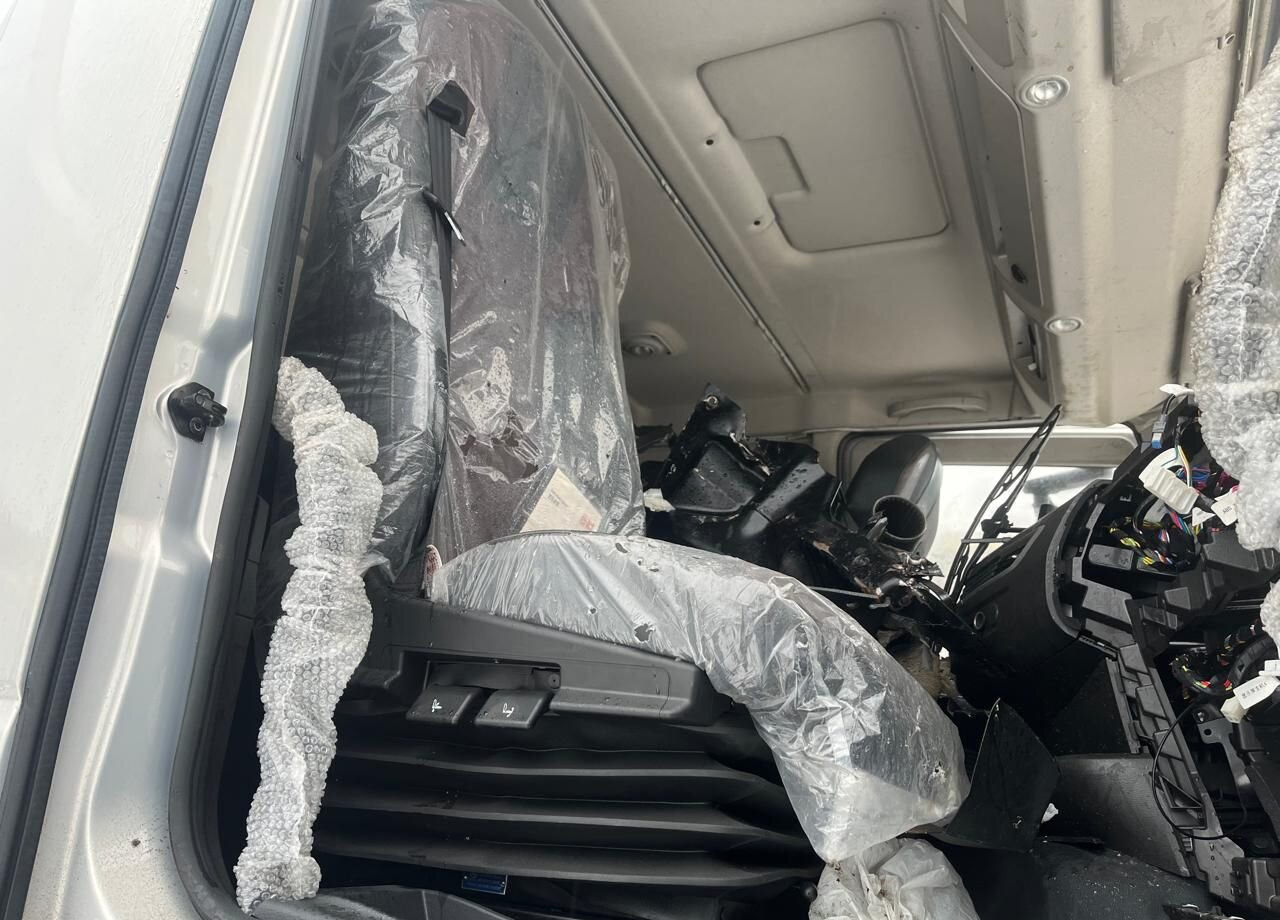 Грузовик-шасси IVECO-Hongyan CQ3346HV39D: фото 31