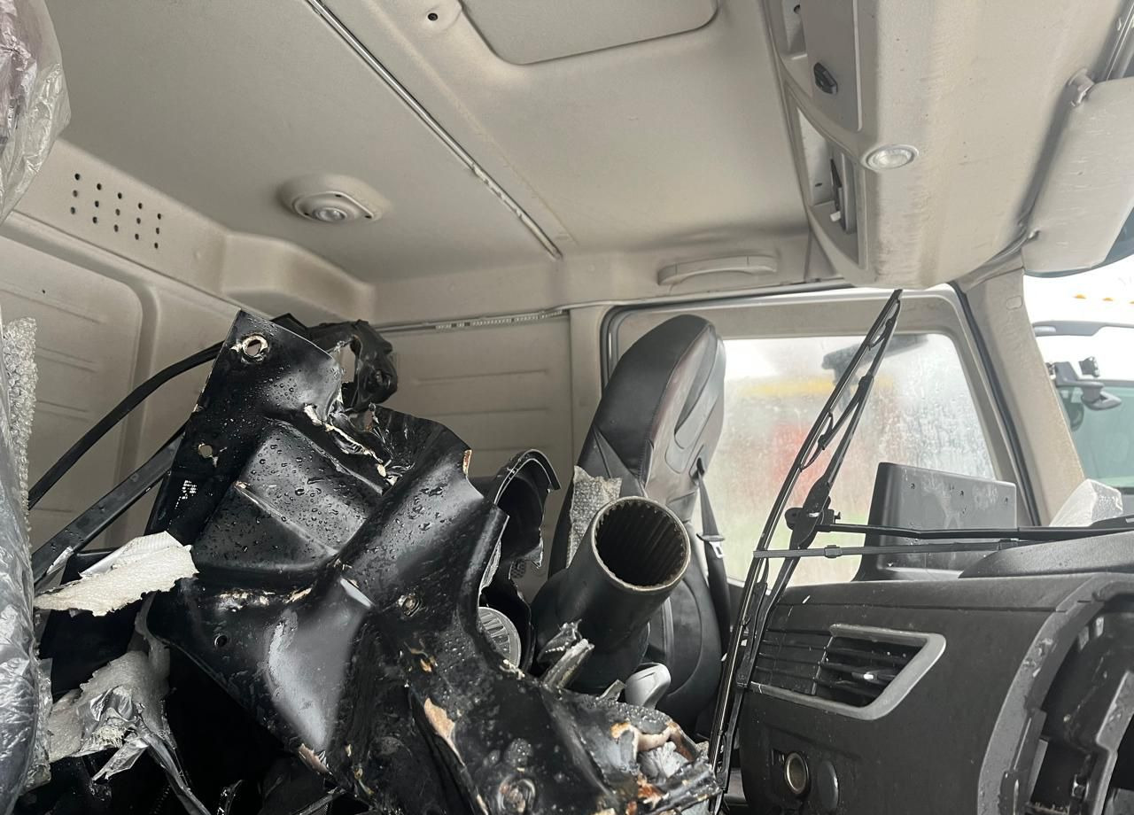 Грузовик-шасси IVECO-Hongyan CQ3346HV39D: фото 27