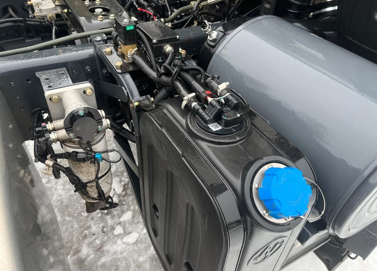 Грузовик-шасси IVECO-Hongyan CQ3346HV39D: фото 28