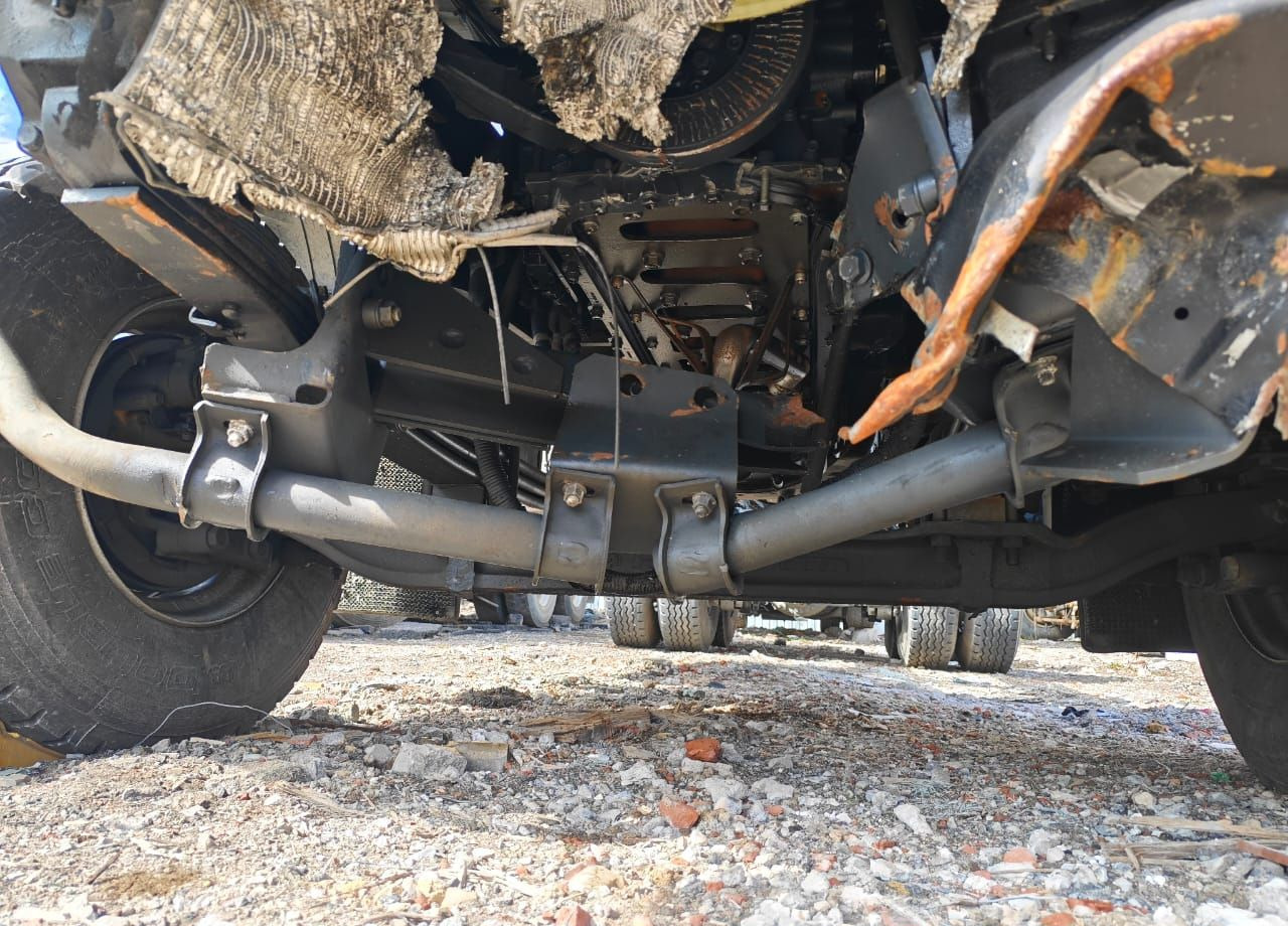 Грузовик-шасси IVECO-Hongyan CQ3346HV39D: фото 9