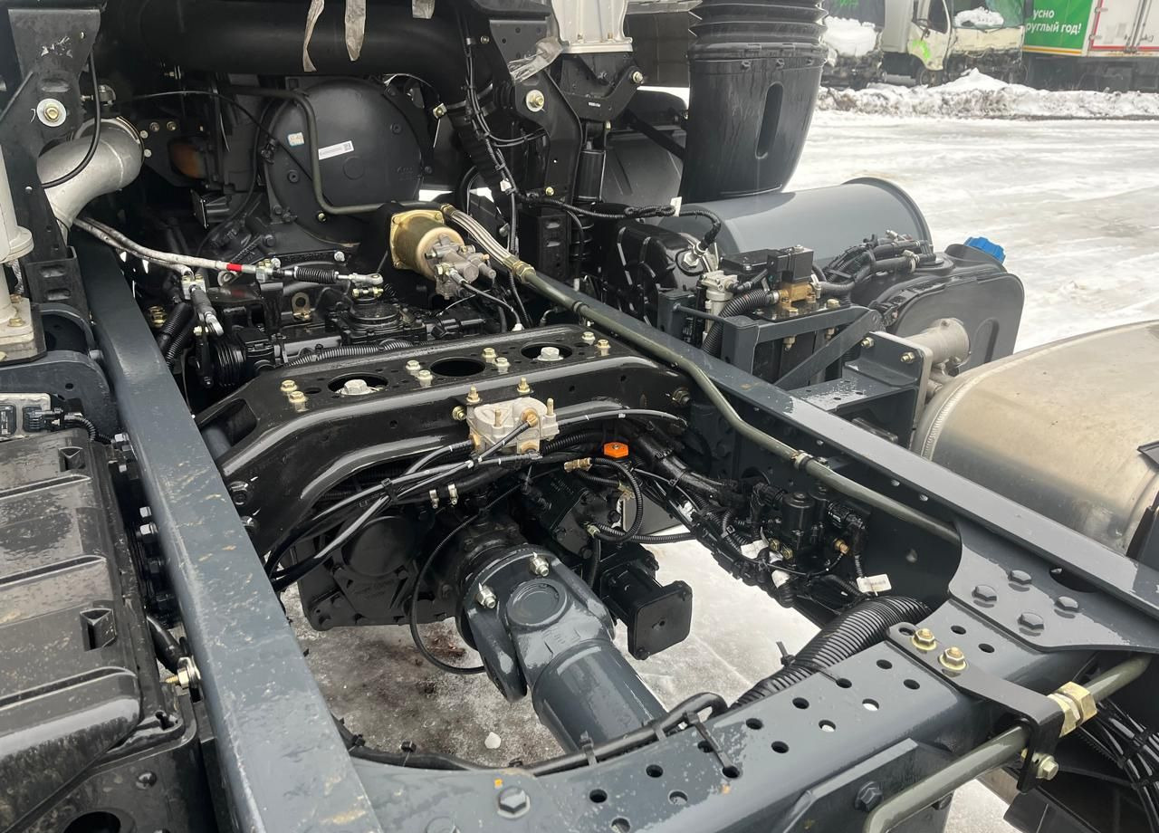 Грузовик-шасси IVECO-Hongyan CQ3346HV39D: фото 32
