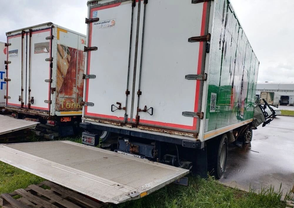 Isuzu Forward (F-Series) - Рефрижератор: фото 4 Isuzu Forward (F-Series) - Рефрижератор: фото 4