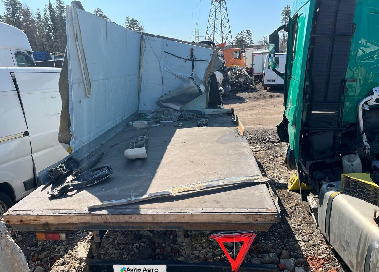 Рефрижератор Isuzu NPR: фото 6 Рефрижератор Isuzu NPR: фото 6