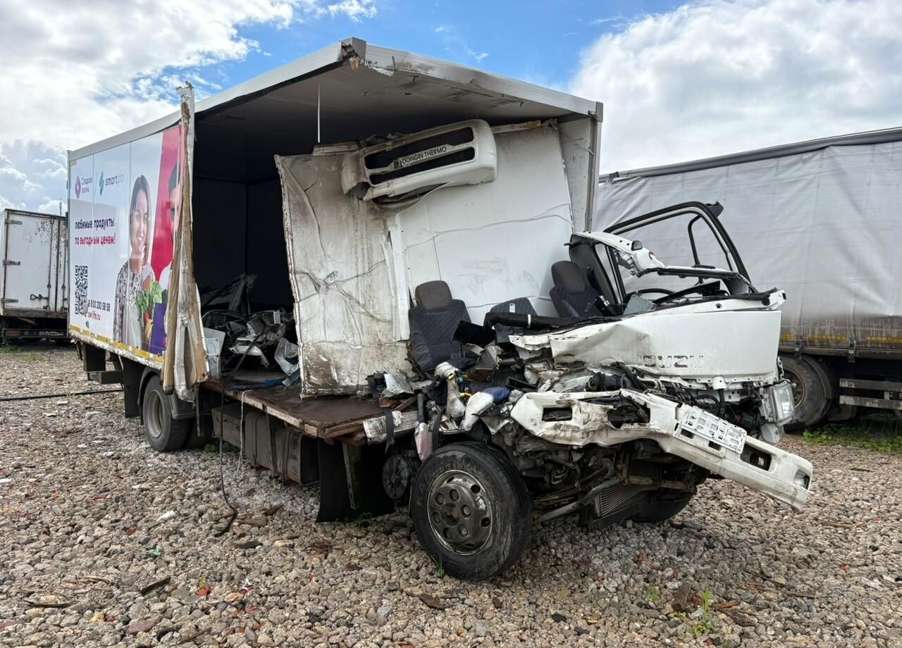 Isuzu NPR - Рефрижератор: фото 3 Isuzu NPR - Рефрижератор: фото 3