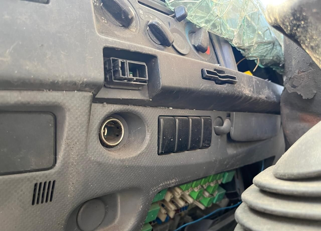 Рефрижератор Isuzu NPR: фото 36 Рефрижератор Isuzu NPR: фото 36