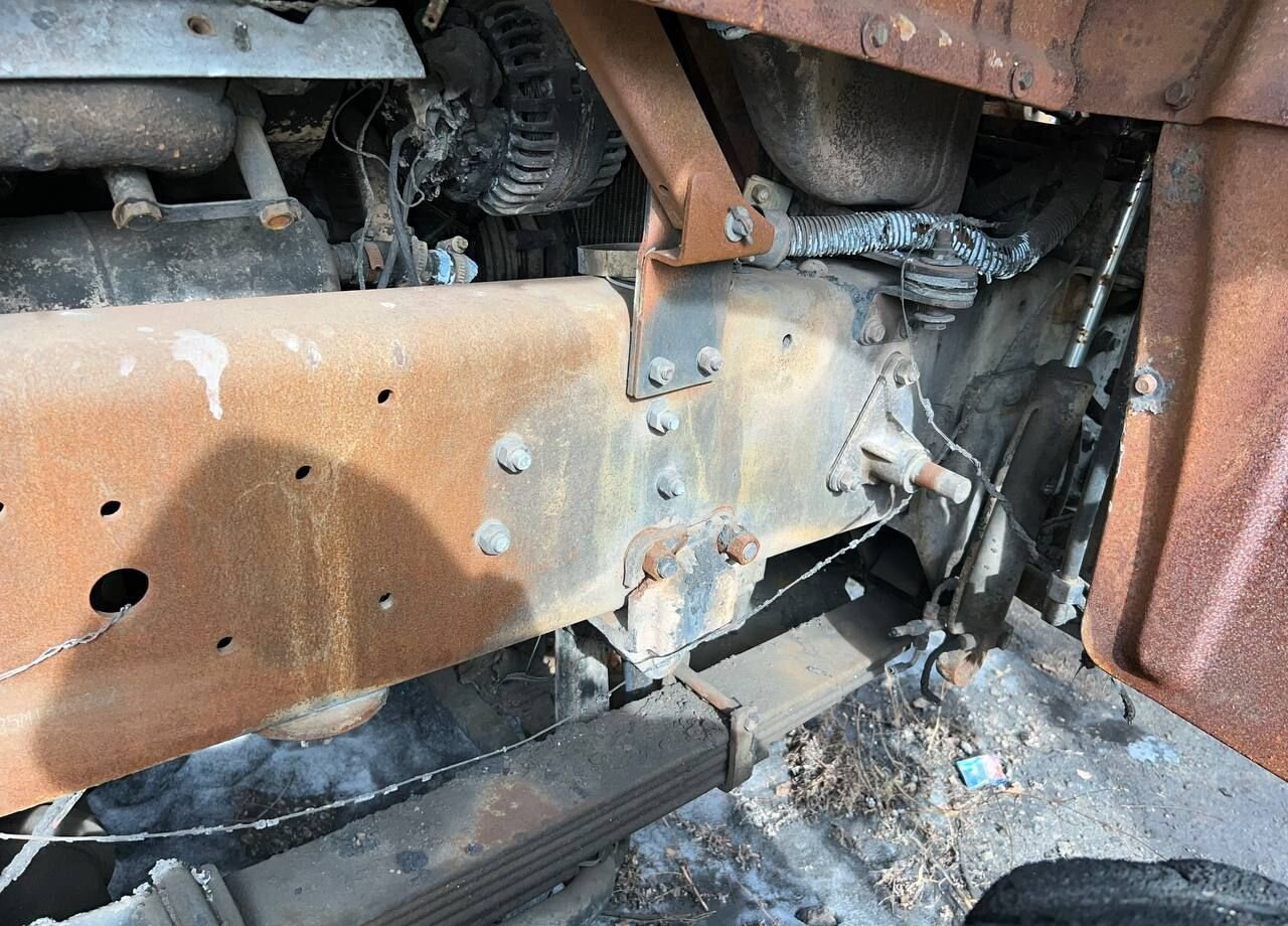 Грузовик с цистерной КАМАЗ 43118: фото 32