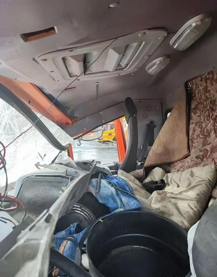 Грузовик с цистерной КАМАЗ 65225-43: фото 11 Грузовик с цистерной КАМАЗ 65225-43: фото 11