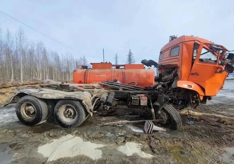 Грузовик с цистерной КАМАЗ 65225-43: фото 21 Грузовик с цистерной КАМАЗ 65225-43: фото 21