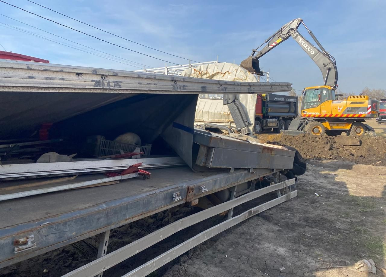 Тентованный грузовик КАМАЗ Компас 12: фото 14