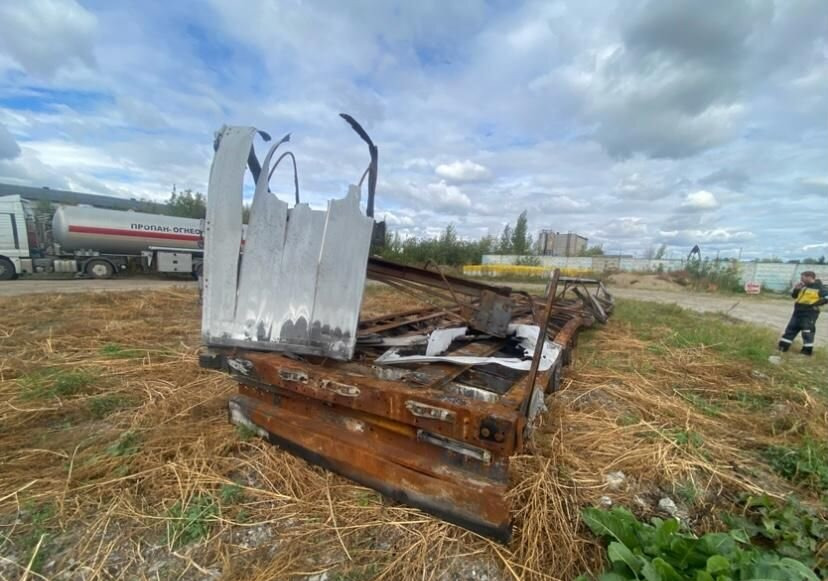 Тентованный полуприцеп Kogel Cargo: фото 16 Тентованный полуприцеп Kogel Cargo: фото 16