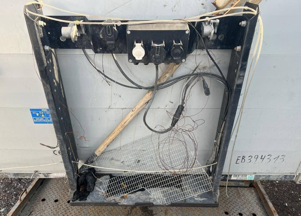 Kogel S24-1 - Тентованный полуприцеп: фото 4 Kogel S24-1 - Тентованный полуприцеп: фото 4