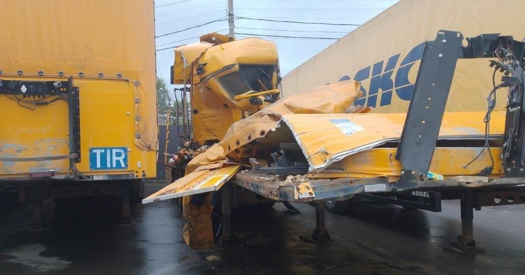 Kogel S24-1 - Тентованный полуприцеп: фото 4 Kogel S24-1 - Тентованный полуприцеп: фото 4