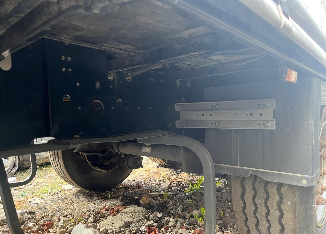 Тентованный полуприцеп Krone SD: фото 18