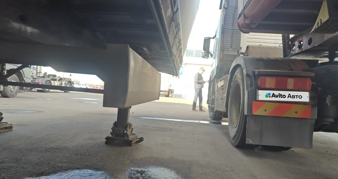 Тентованный полуприцеп Krone SD: фото 24