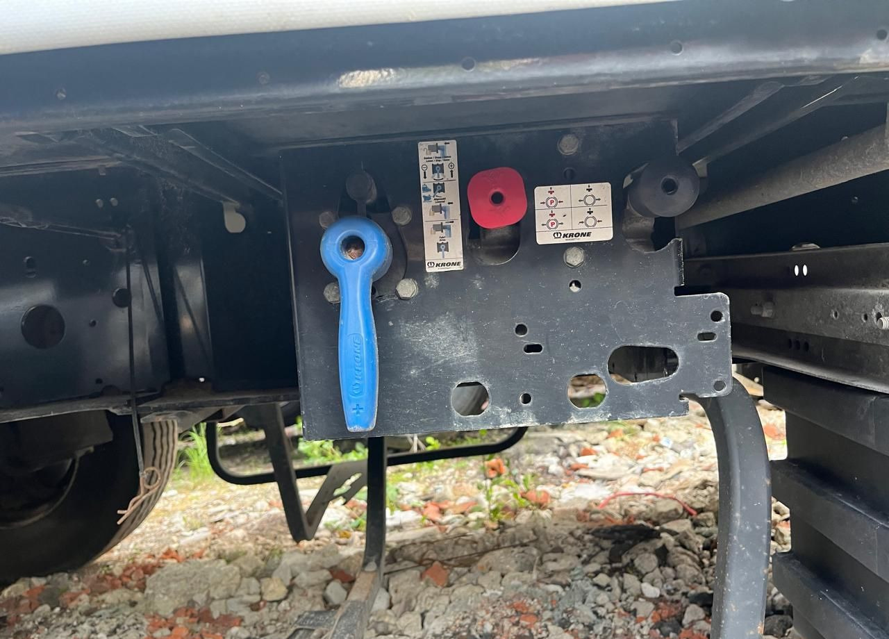 Тентованный полуприцеп Krone SD: фото 31