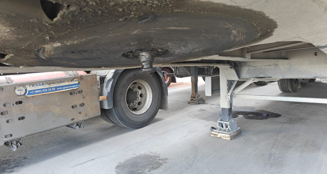 Тентованный полуприцеп Krone SD: фото 35