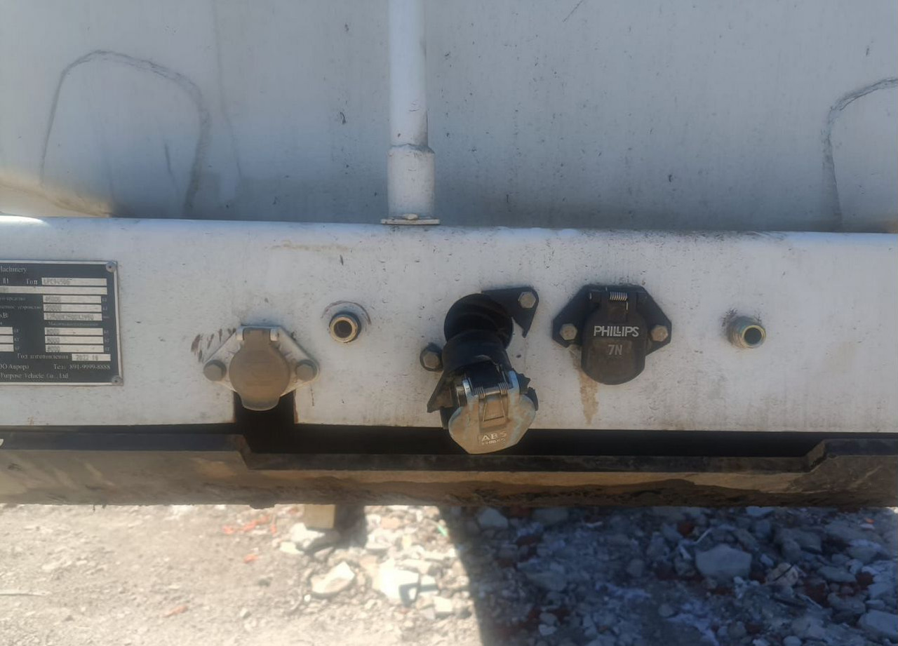 Полуприцеп-цистерна Luping Machinery LPC9405G: фото 25