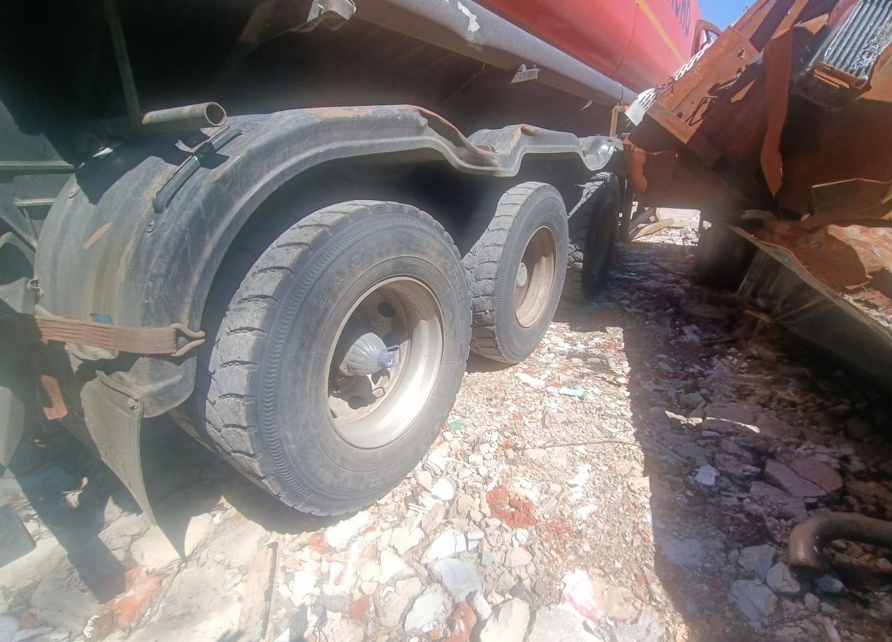 Полуприцеп-цистерна Luping Machinery LPC9405G: фото 17