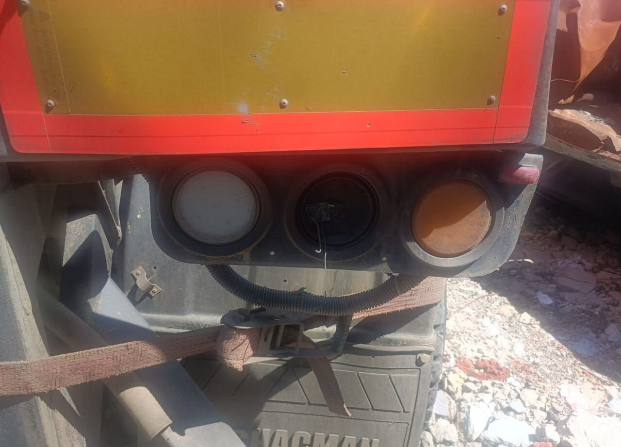 Полуприцеп-цистерна Для транспортировки химикатов Luping Machinery LPC9405G: фото 13