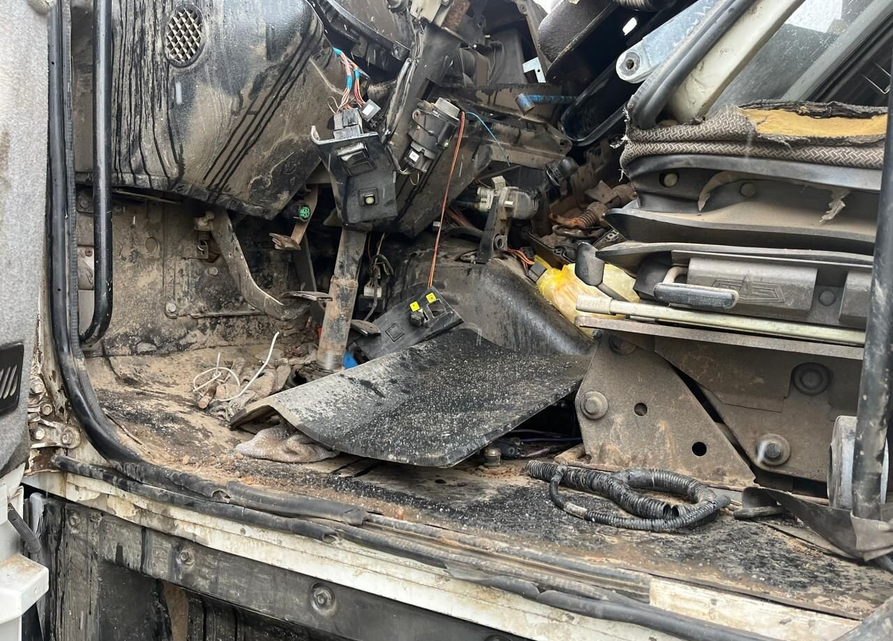 Мусоровоз МАЗ 490121-030: фото 33