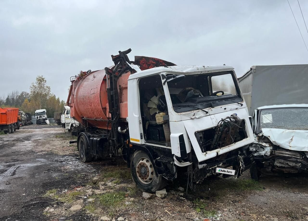 МАЗ 490121-030 - Мусоровоз: фото 1 МАЗ 490121-030 - Мусоровоз: фото 1