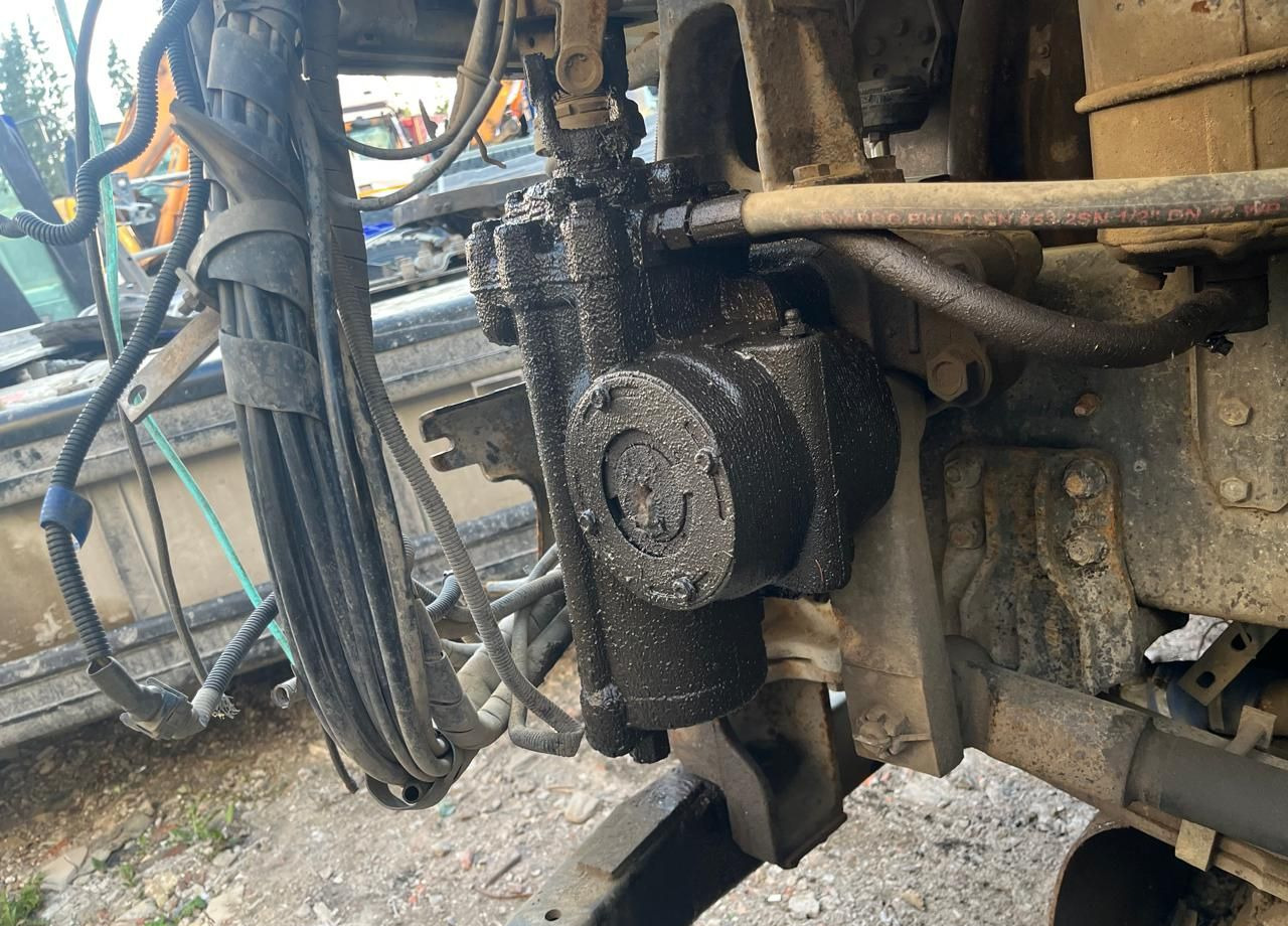 Контейнеровоз (BDF, сменный кузов) МАЗ 6312: фото 8