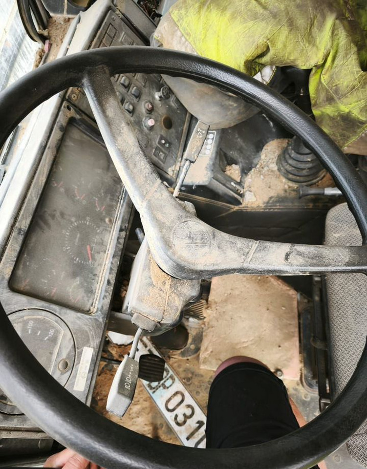 Самосвал МАЗ 6317F9-571-001: фото 30