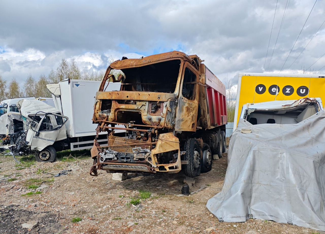 Mercedes-Benz Arocs 4145 K - Самосвал: фото 4 Mercedes-Benz Arocs 4145 K - Самосвал: фото 4