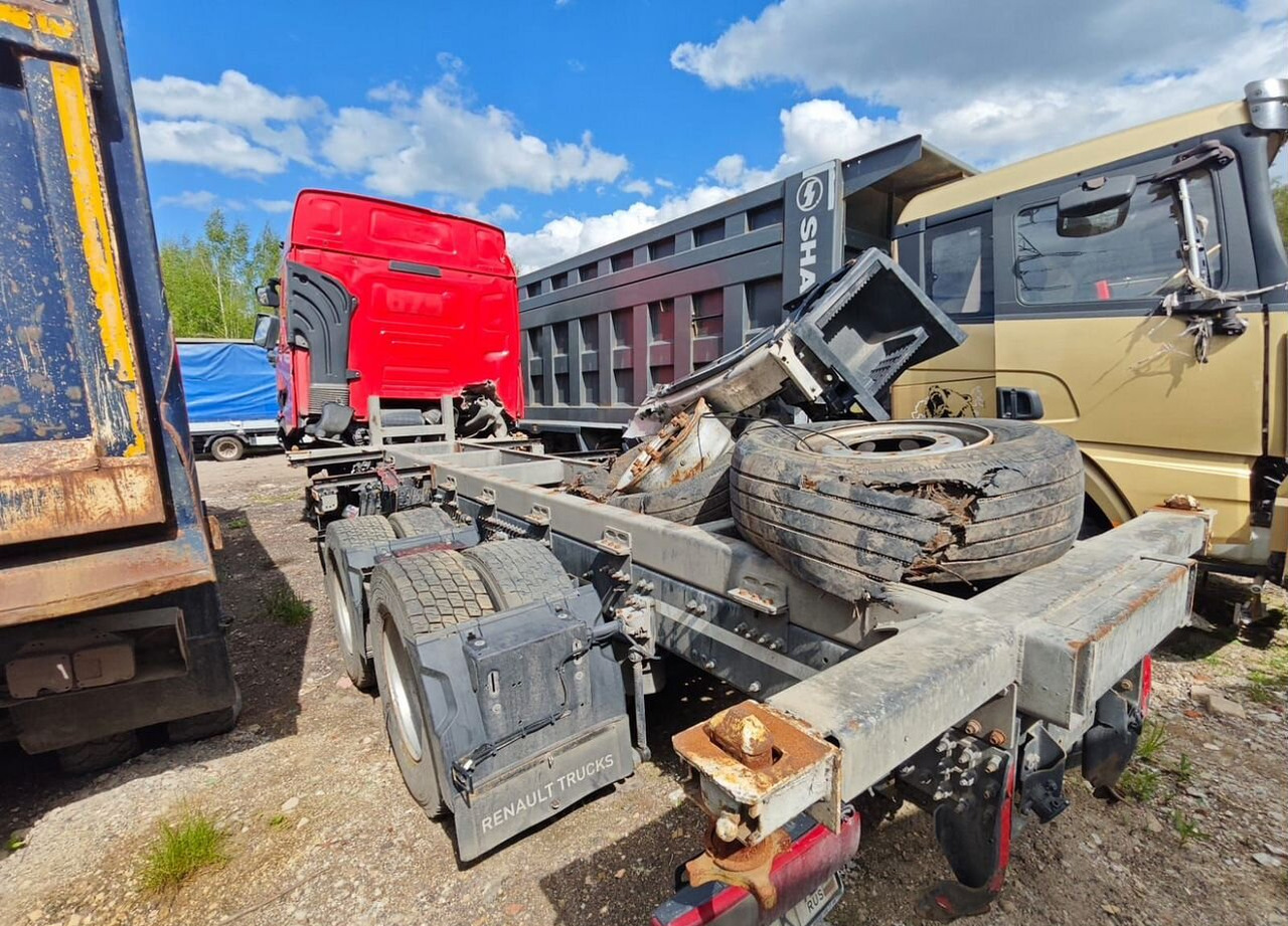 Renault C - Грузовик-шасси: фото 4 Renault C - Грузовик-шасси: фото 4